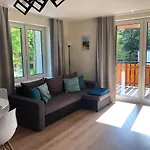 Przystanek * קרפאז'