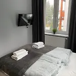 Przystanek * קרפאז'