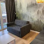 Przystanek דירה *